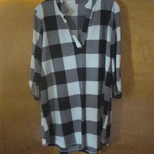 Ladies 3/4 Sleeve Top